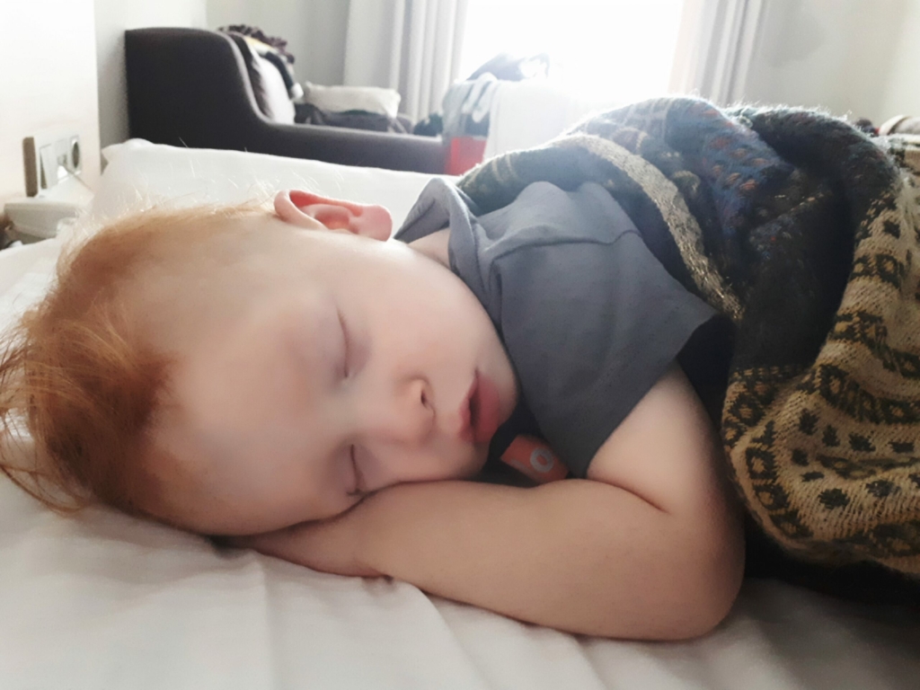 jak pomóc dziecku zasnąć
